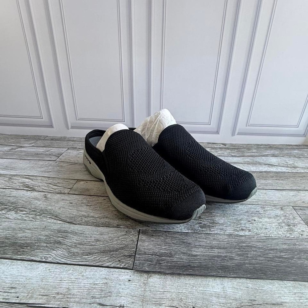 Easy Street black mules Size US 11